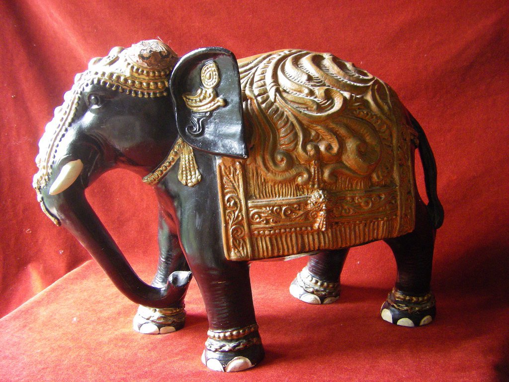 Elefant Pappmasche 37cm