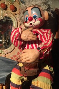 Clown  bläst  Seifenblasen