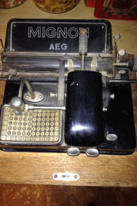 AEG Mignon Schreibmaschine