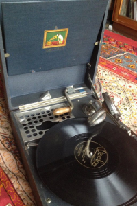 Grammofon Koffer Cramola His Masters Voice